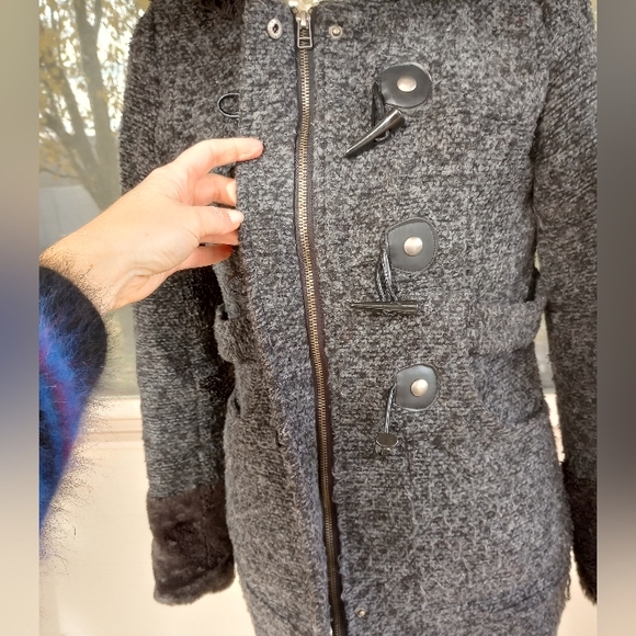 BKE Outwear The Buckle Black Gray Faux Fur Marled Peacoat Style Jacket Size S - Picture 5 of 16